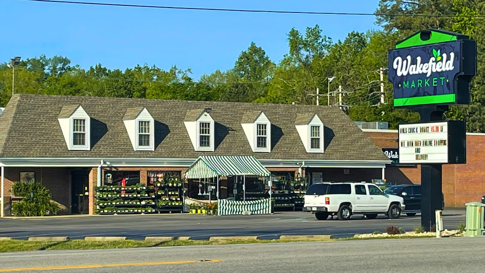 Wakefield Market Grocery Store Wakefield, Virginia